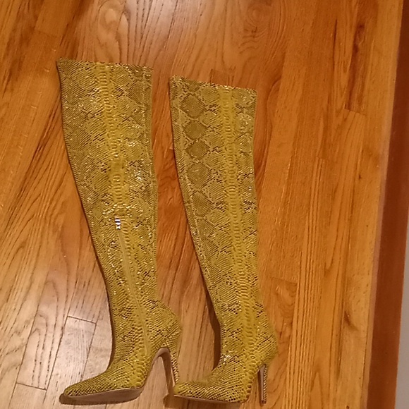 Thigh high beautiful sexy boots - Picture 4 of 10